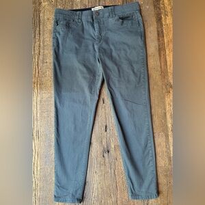 Democracy “Ab” technology Olive Green Skinny Jeans Size 16